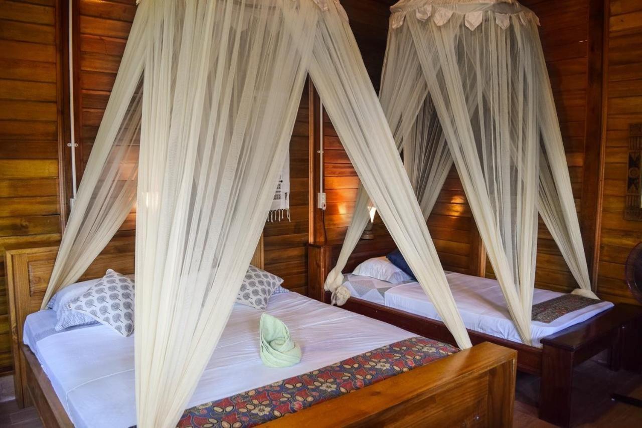 Two Fish Resort Lembeh Bitung Rom bilde